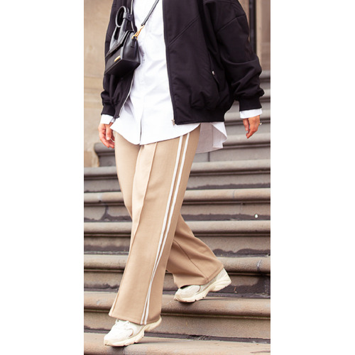 Feather + Noise Noah Wide Pant - Camel Stripe [Size: 8]